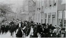 Feest op de Nieuwe Haven, 1914.JPG