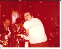 Willem Vreeke van San Remo bar 1978.jpg