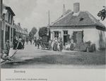 Tolhuisje Noordweg 1890, links Herberg De Drie Tonnetjes.JPG