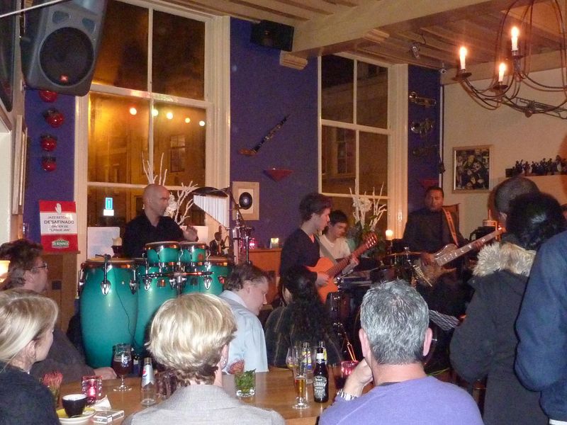 Bestand:Desafinado 281112.jpg