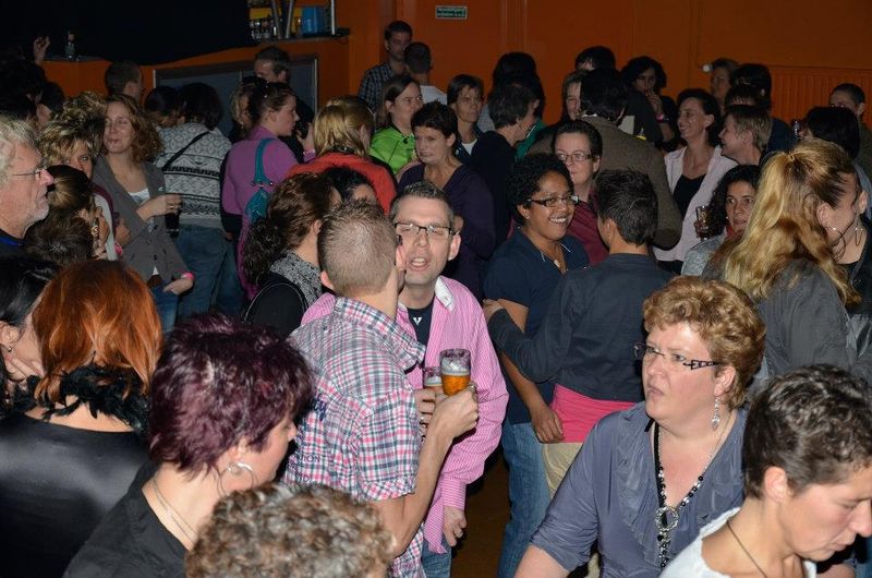 Bestand:Pink Party 1.jpg