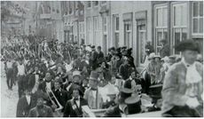 Viering 100 jaar onafhankelijkheid op de Nieuwe Haven, 1914.JPG