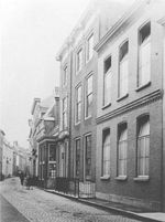 Beeld Lange Sint Pieterstraat omstreeks 1880.jpg