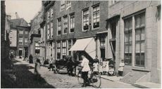 De Nieuwstraat, ca. 1900.JPG