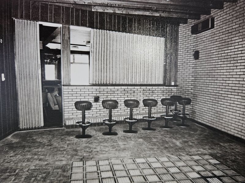 Bestand:Palladium-bar achter Alassio Middelburg.jpg