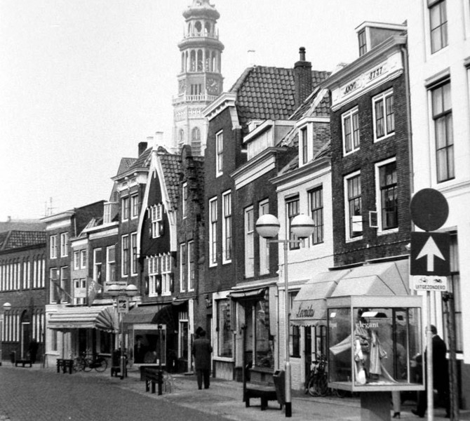 Bestand:Leonidas 1985.PNG