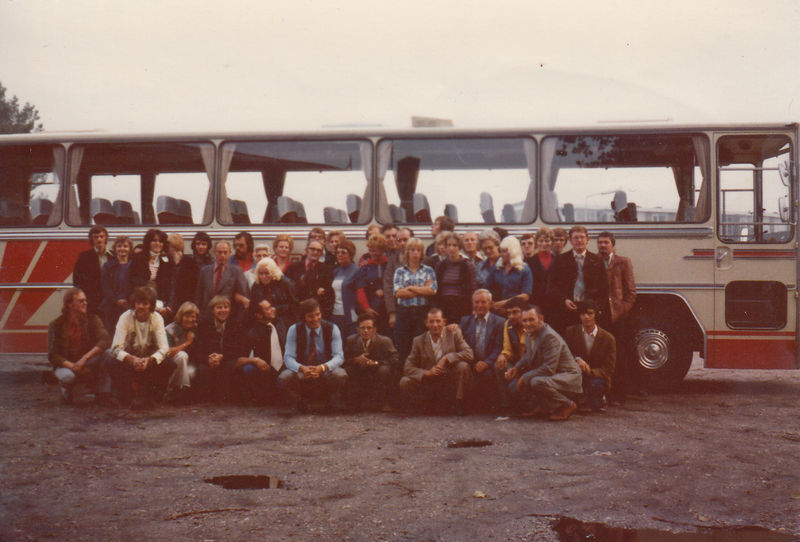 Bestand:Busreis Roode Leeuw Beekse Bergen omstreeks 1980.jpg