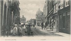 Het pand met balkon links is De Groote Kogge, ca. 1900.jpg