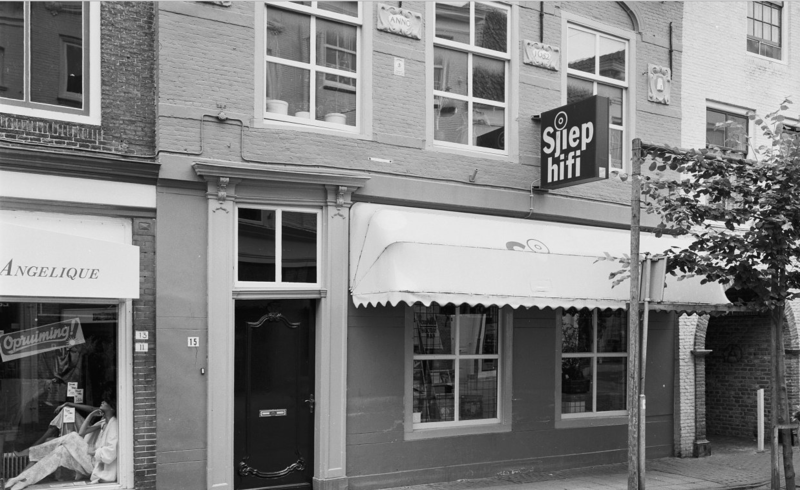 Bestand:Sjiep Hifi 1986.PNG